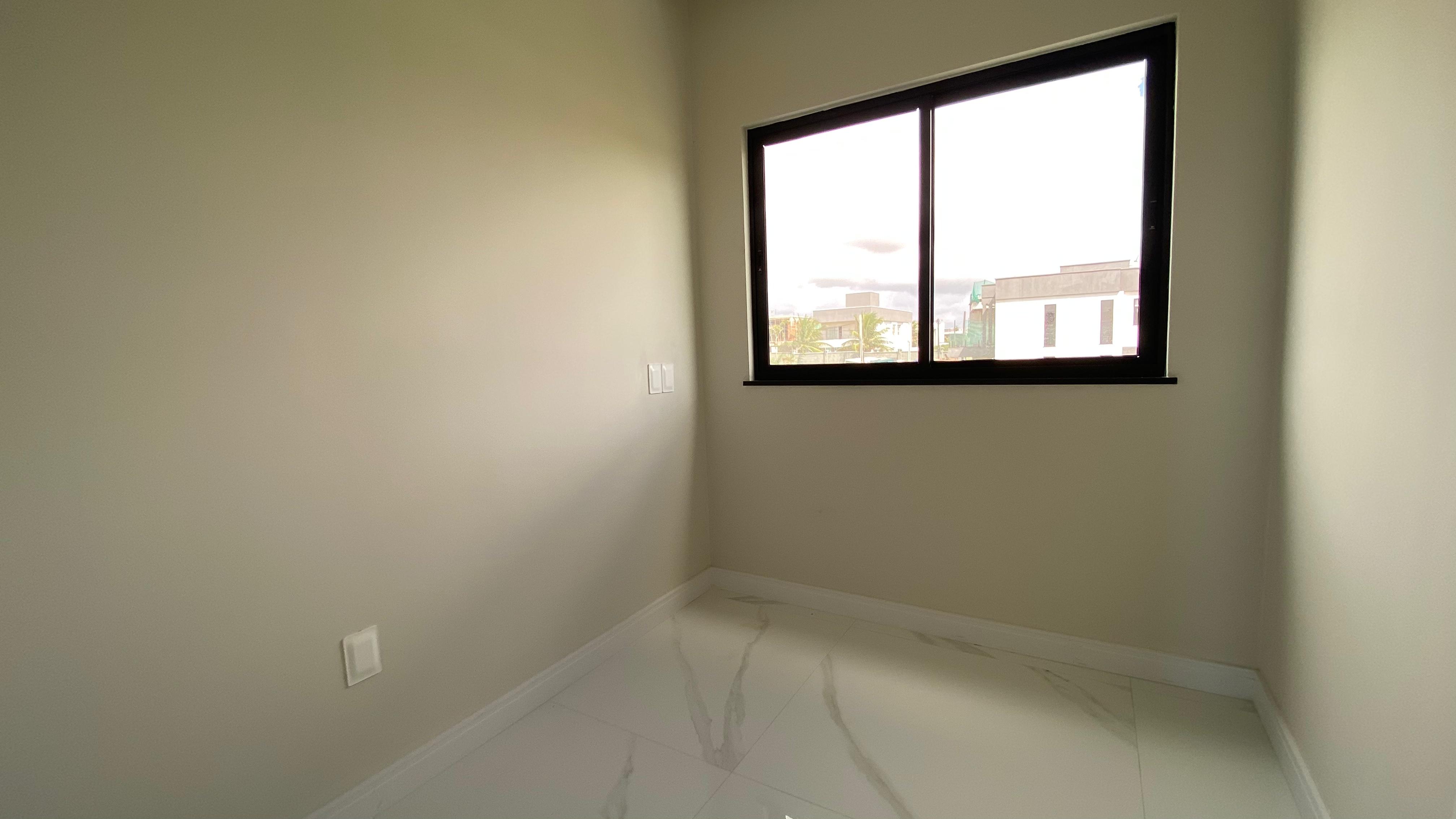 Imagem Casa de Condomínio com 4 Quartos à Venda, 241 m² em Cidade Alpha - Eusébio