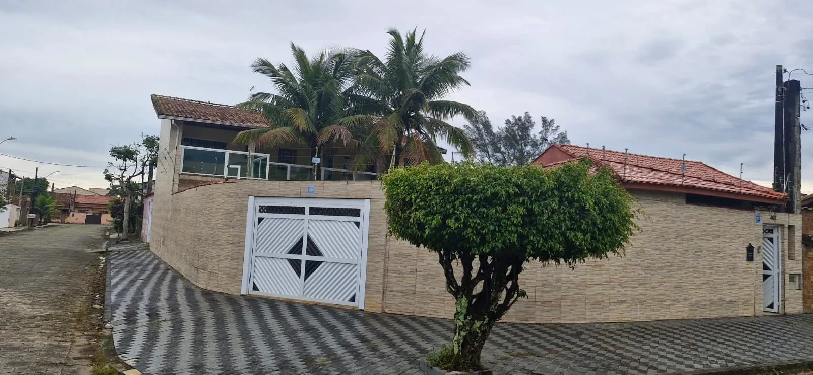 Imagem Casa com 3 Quartos à Venda, 212 metros em Tupy - Itanhaém