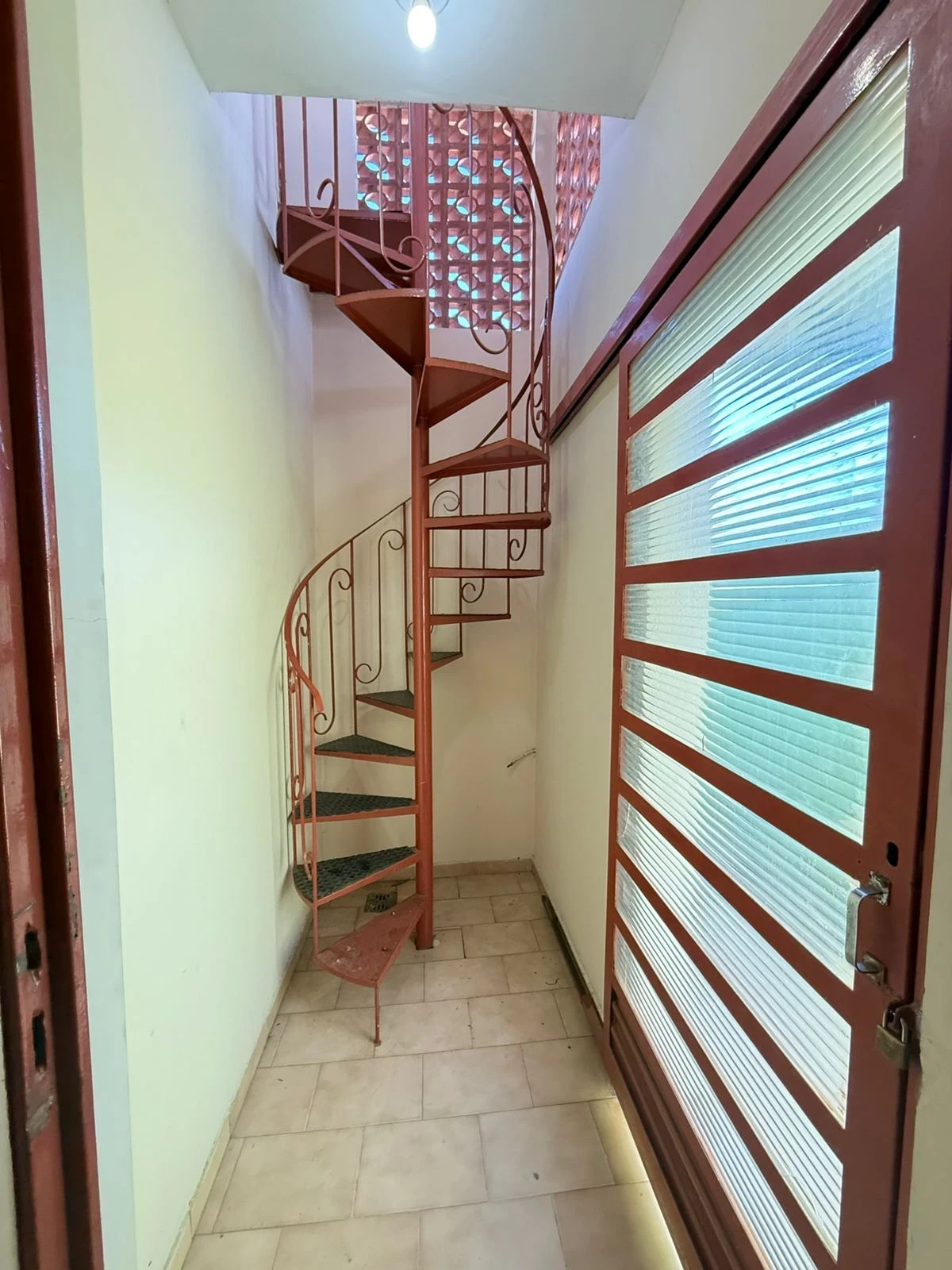 Imagem Casa com 2 Quartos à Venda, 161 m² em Vila Haro - Sorocaba