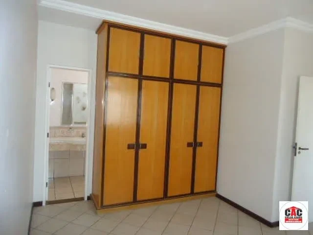 Imagem Casa com 4 Quartos à Venda, 320 m² em Atalaia - Aracaju