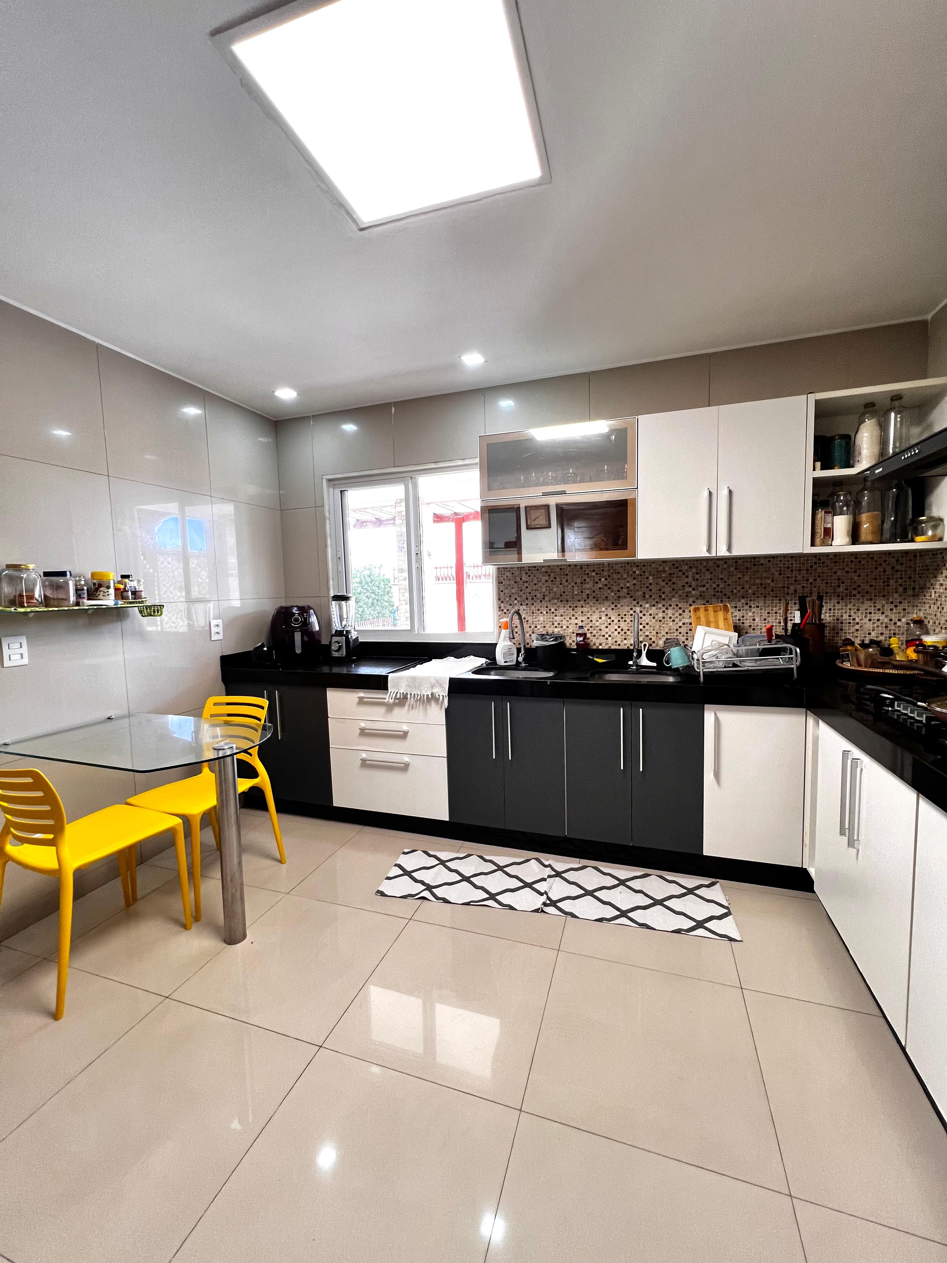 Imagem Casa de Condomínio com 4 Quartos à Venda, 300 m²em Nísia Floresta, RN - Nísia Floresta