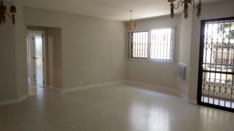 Imagem Apartamento com 3 Quartos à Venda, 136 m² em Agronômica - Florianópolis