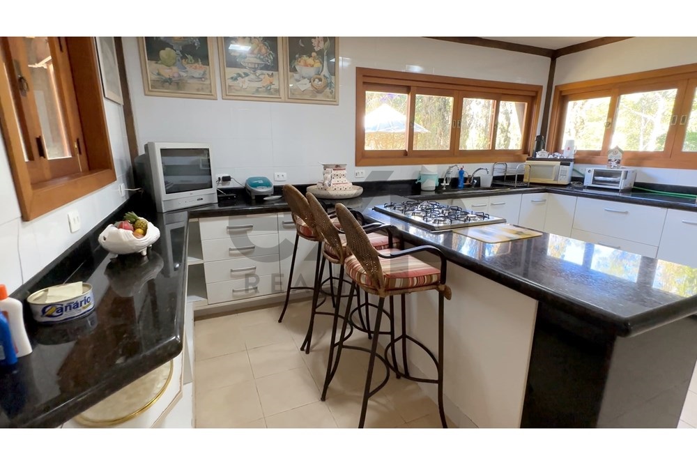 Foto do imóvel: Casa de Condomínio com 5 Quartos à Venda, 290 m² em Cuiabá - Petrópolis