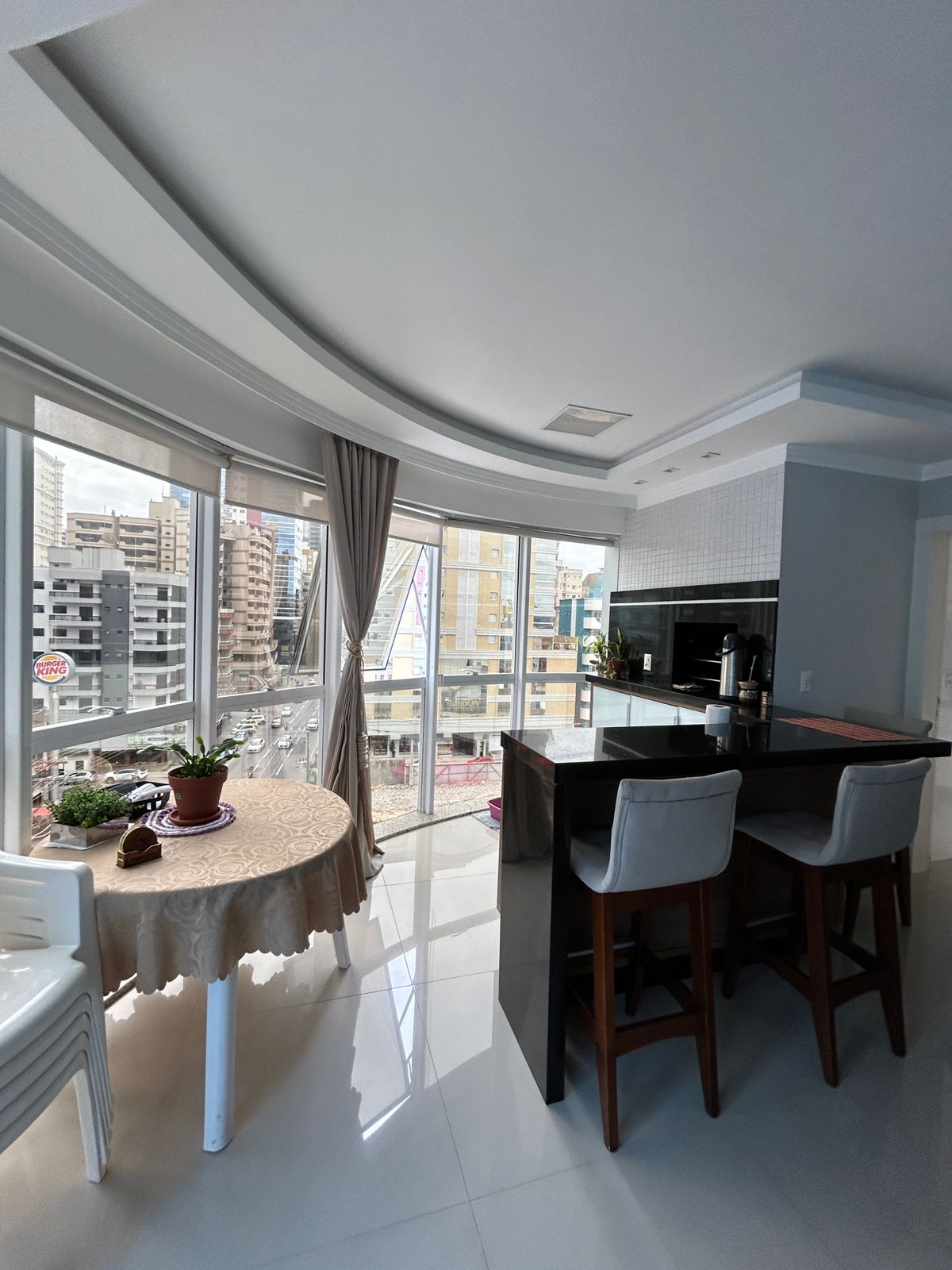 Imagem Apartamento à Venda, 160 m²em Meia Praia - Itapema