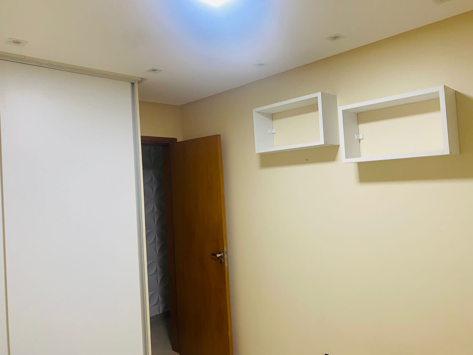Imagem Apartamento com 2 Quartos para Alugar, em Aracuí - Lauro de Freitas