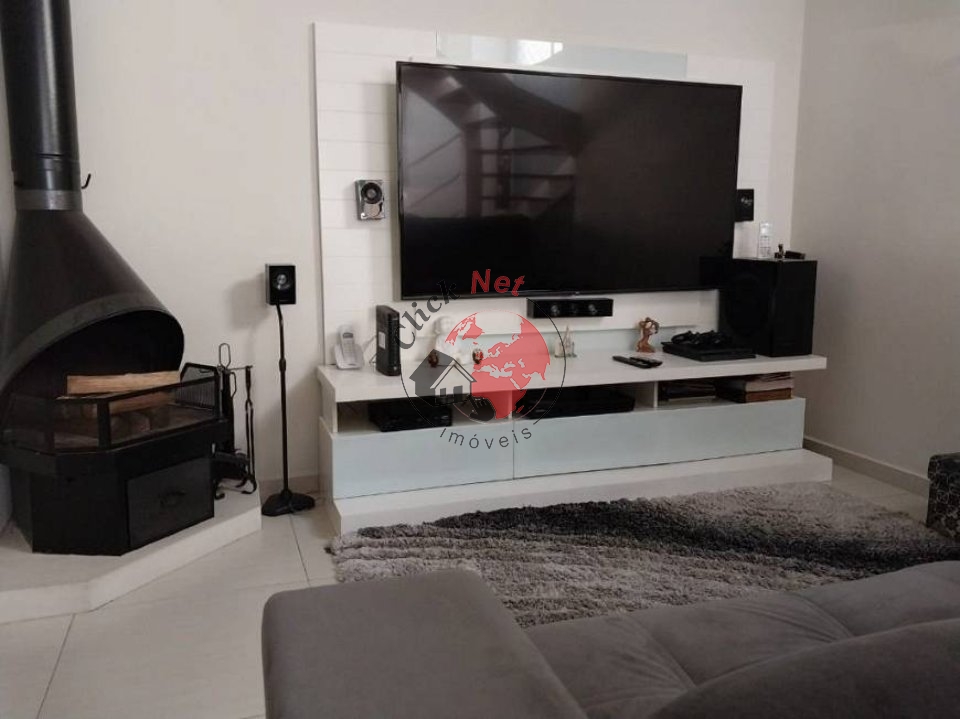 Imagem Casa de Condomínio com 3 Quartos à Venda, 230 m²em Jordanópolis - São Bernardo do Campo