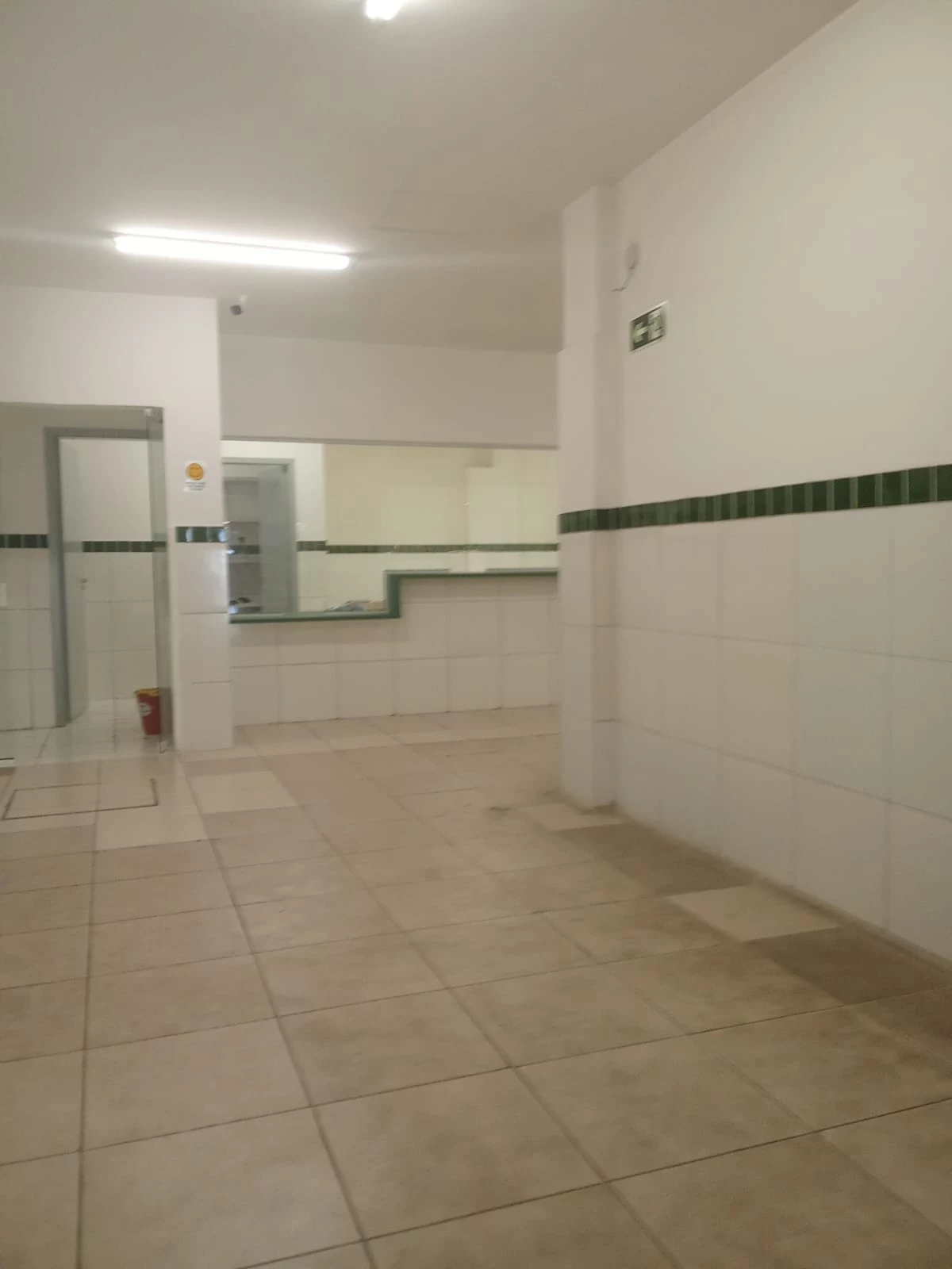 Imagem Imóvel Comercial para Alugar, 2.400 m² em Centro - Canoas