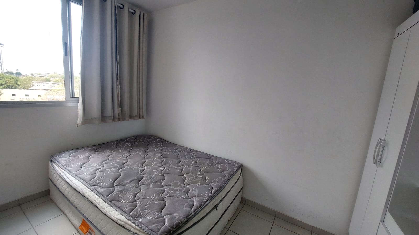 Imagem Apartamento com 3 Quartos para Alugar, 77 m²em Aleixo - Manaus