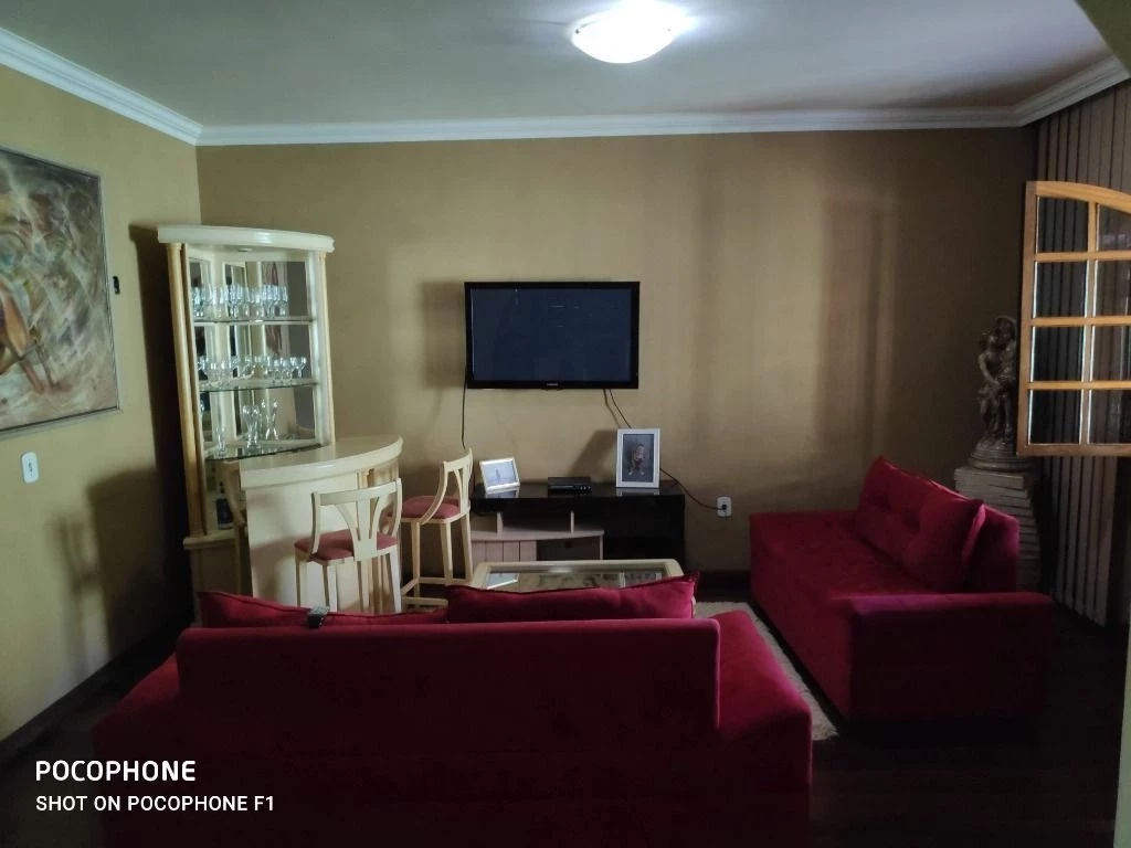 Imagem Casa com 5 Quartos à Venda, 290 m² em Parque Xangri-Lá - Contagem