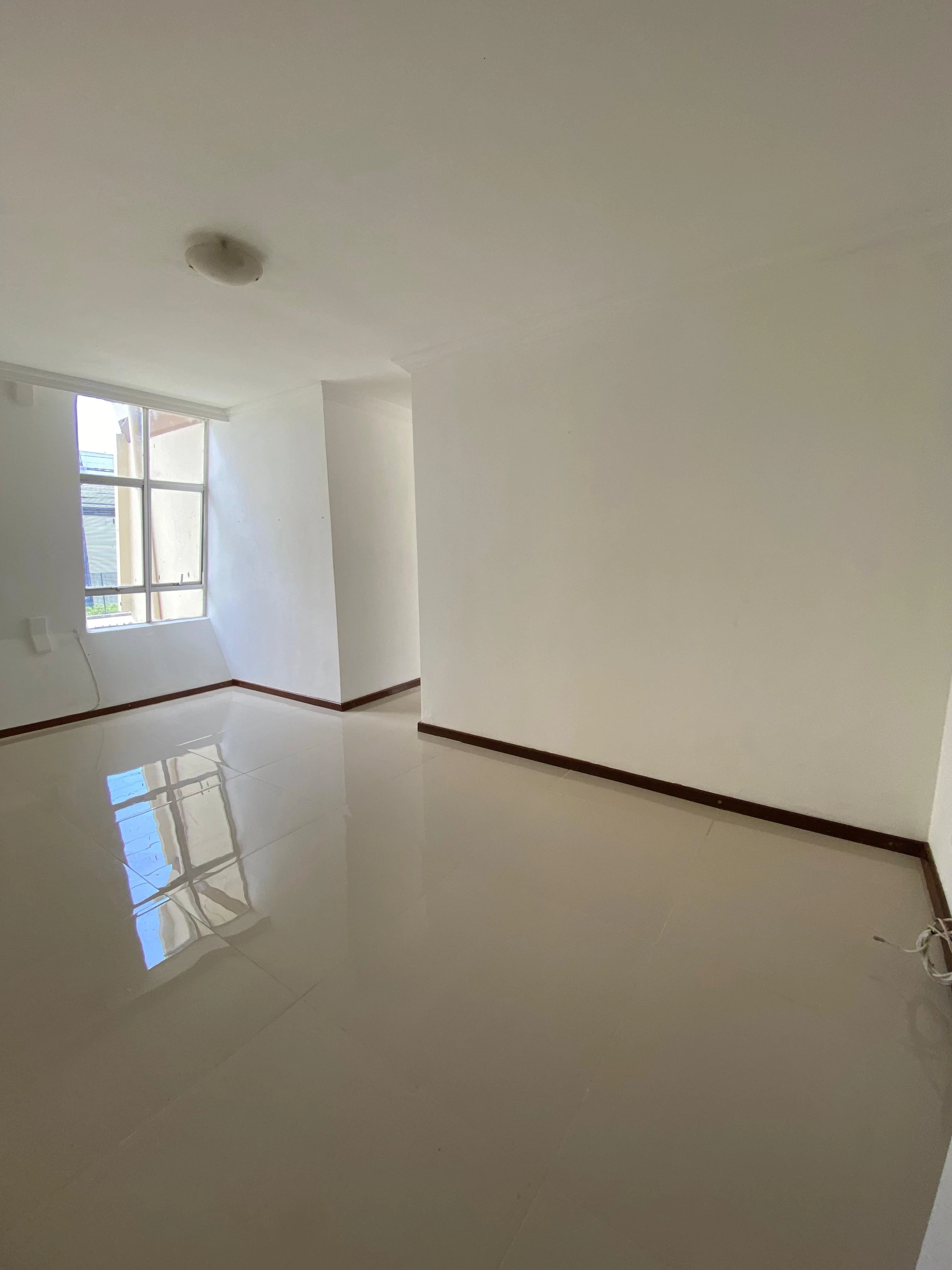 Imagem Apartamento com 2 Quartos à Venda, 50 m² em Cabula - Salvador