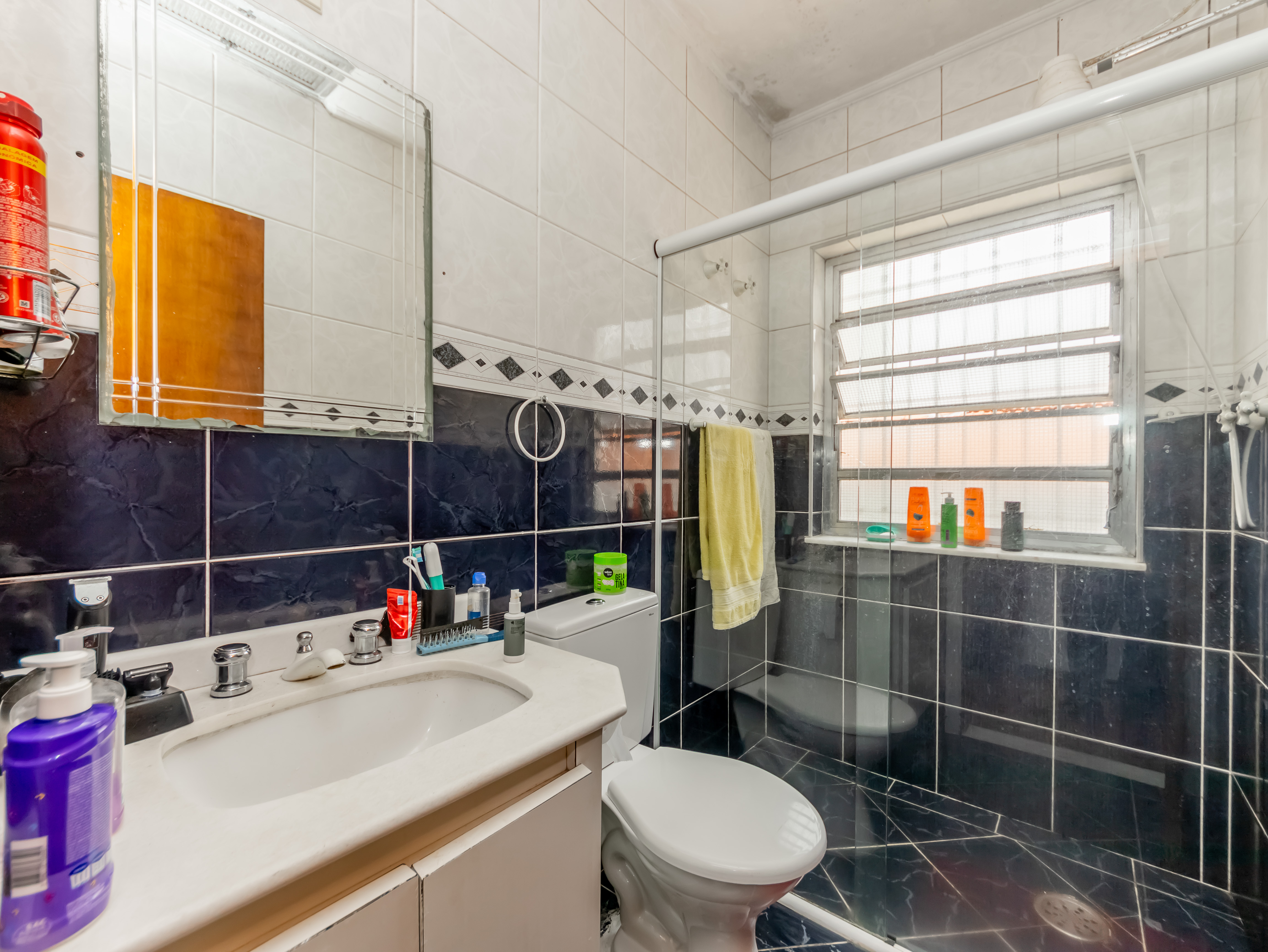 Foto do imóvel: Sobrado com 3 Quartos à Venda, 300 m² em Vila Lúcia Elvira - São Paulo