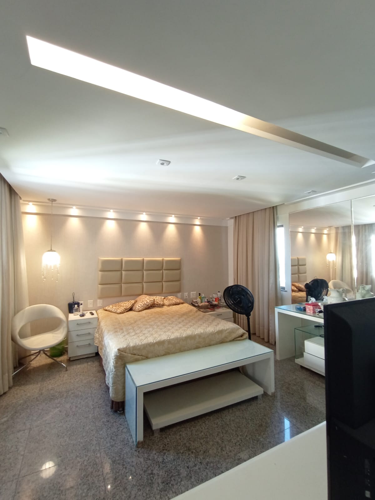 Imagem Apartamento com 4 Quartos à Venda, 315 m²em Guararapes - Fortaleza