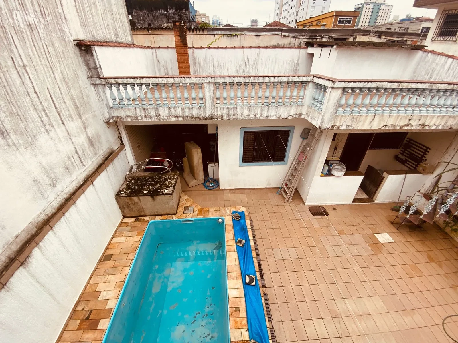Imagem Sobrado com 4 Quartos à Venda, 255 m² em Embaré - Santos