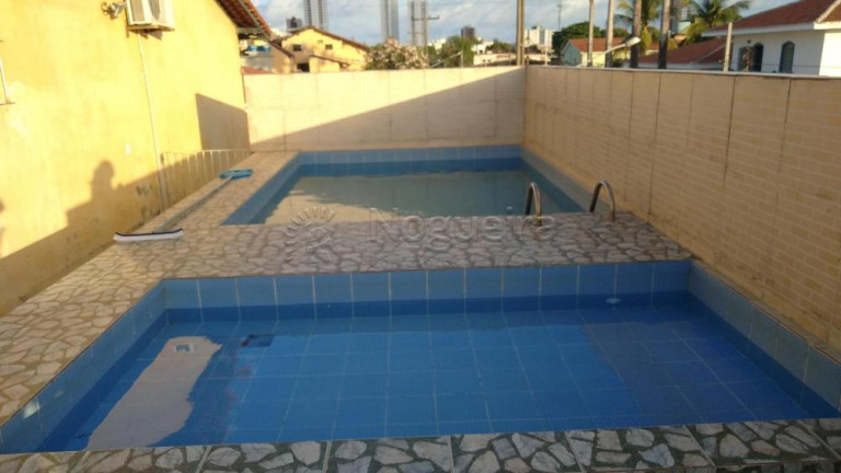 Imagem Casa com 5 Quartos à Venda, 196 m² em Candeias - Jaboatão dos Guararapes