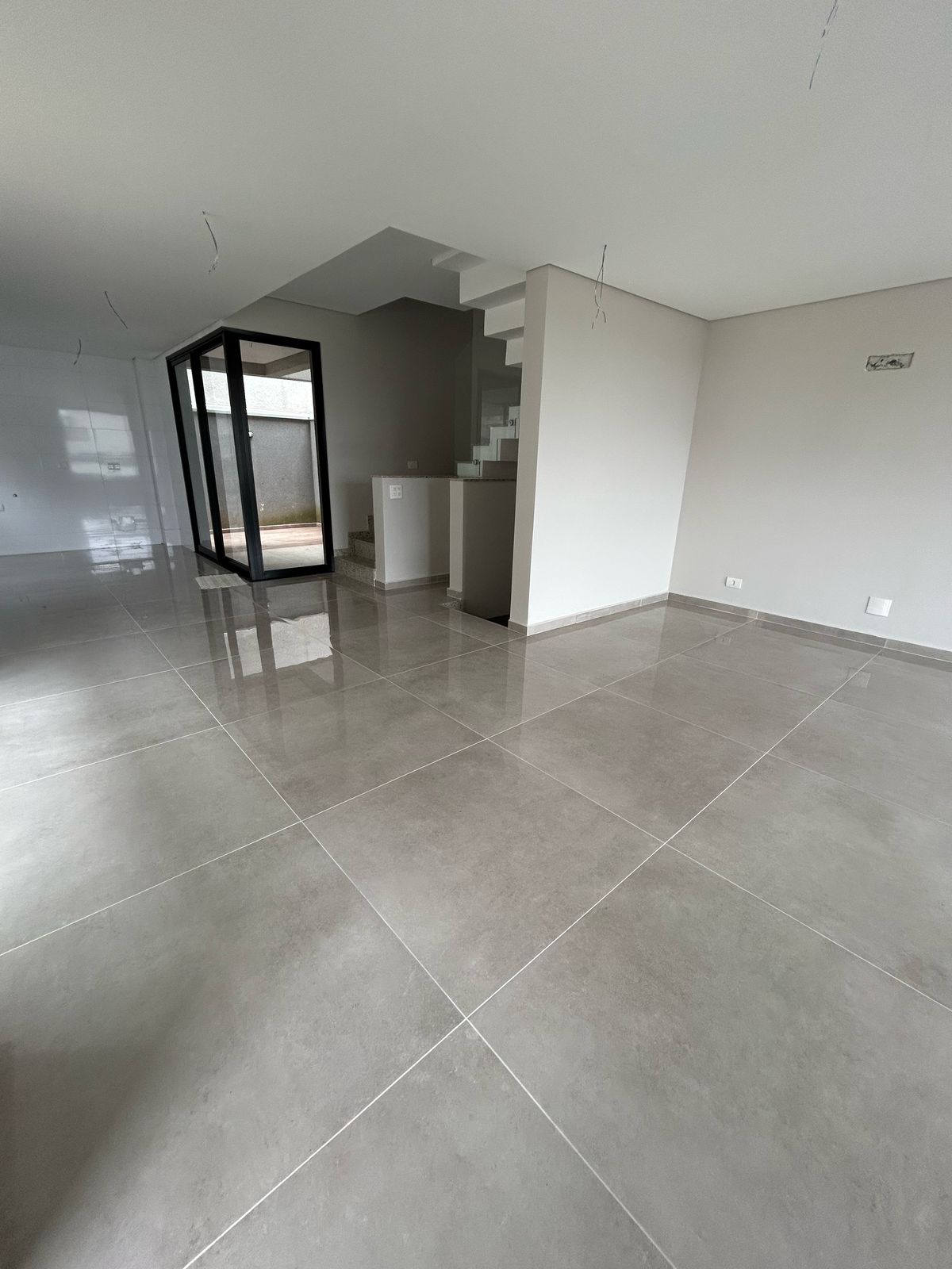 Foto do imóvel: Casa de Condomínio com 3 Quartos à Venda, 214 m² em Santa Cândida - Curitiba