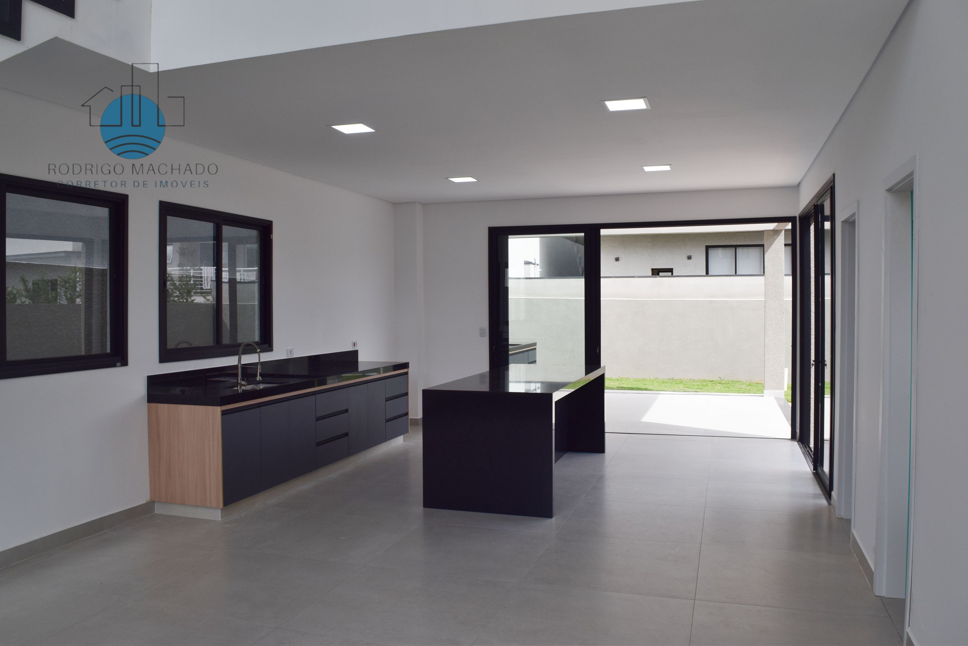 Imagem Sobrado com 3 Quartos à Venda, 300 m² em Condomínio Atibaia Park I - Atibaia