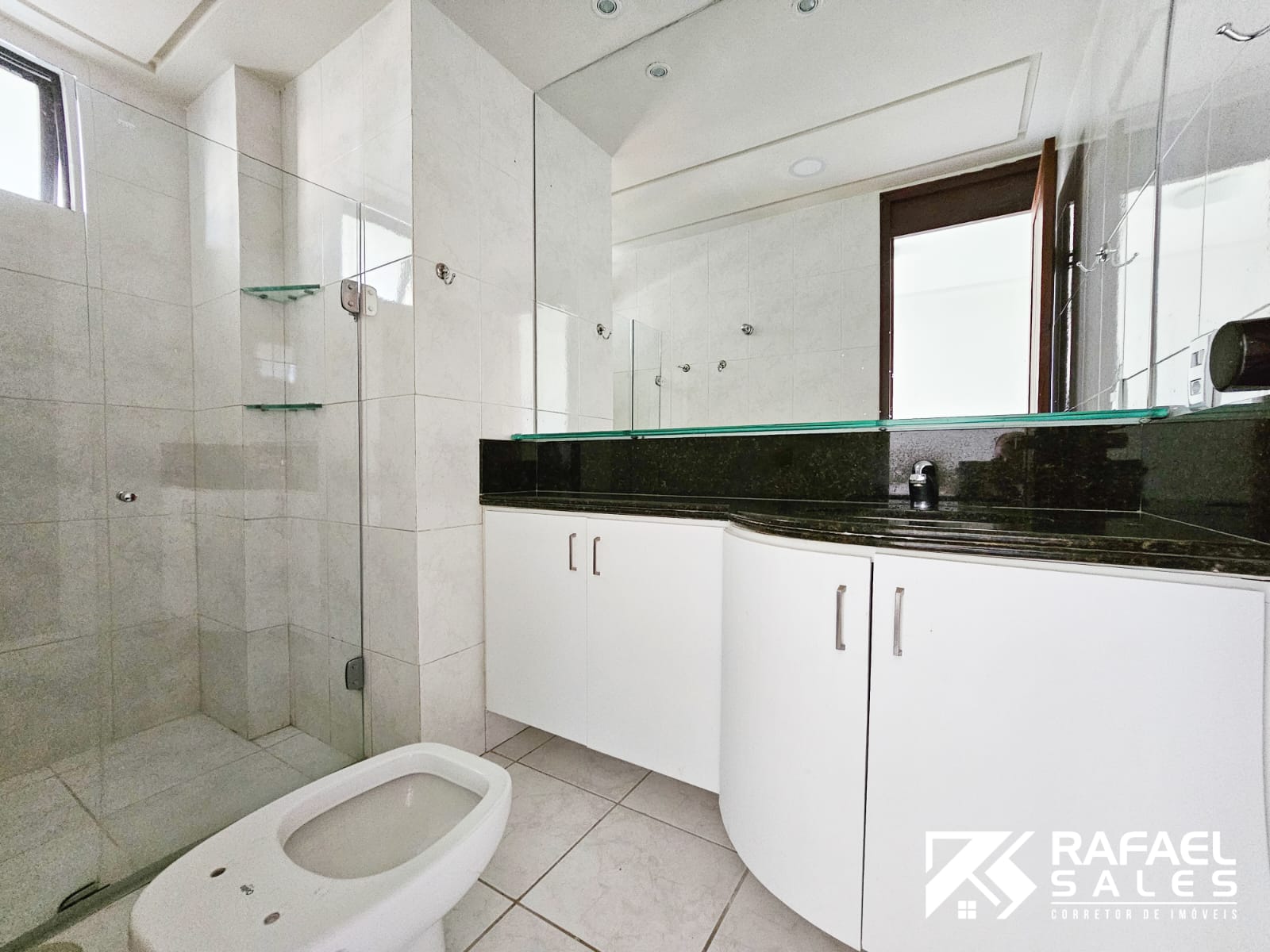 Imagem Edifício Residencial com 3 Quartos à Venda, 262 m²em Candelária - Natal