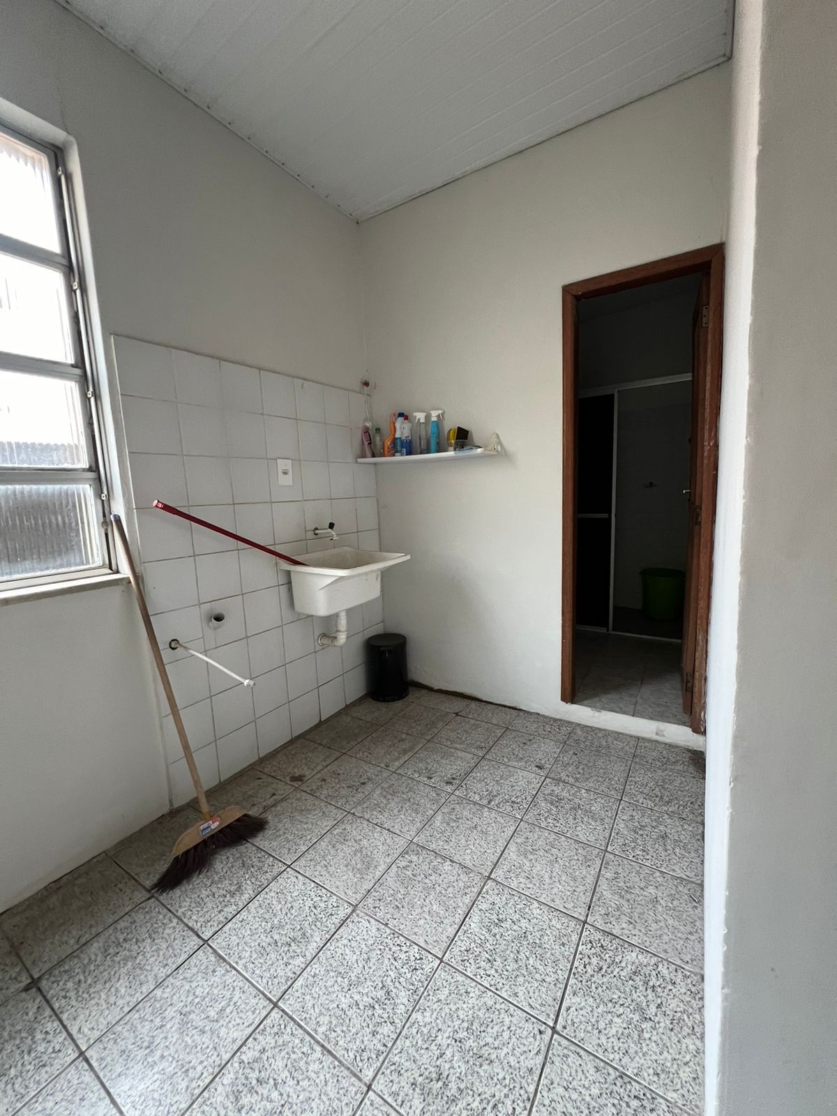 Imagem Casa com 8 Quartos à Venda, 420 m²em Batista Campos - Belém