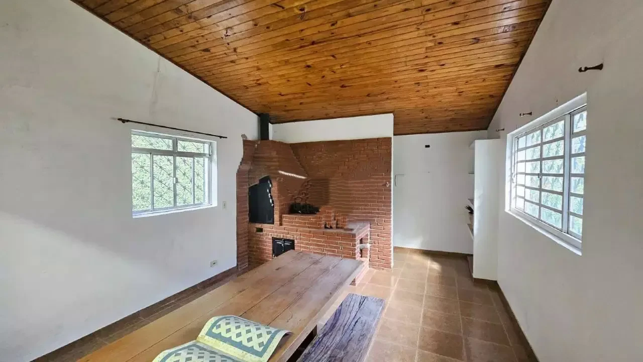 Imagem Casa com 3 Quartos à Venda, 290 m² em Centro - Embu das Artes