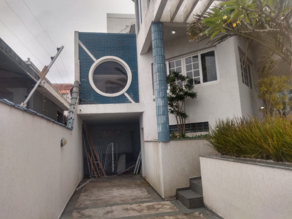 Imagem Sobrado com 4 Quartos à Venda, 417 m² em Centro - Mongaguá