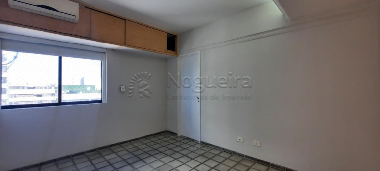Imagem Apartamento com 4 Quartos à Venda, 217 m² em Candeias - Jaboatão dos Guararapes