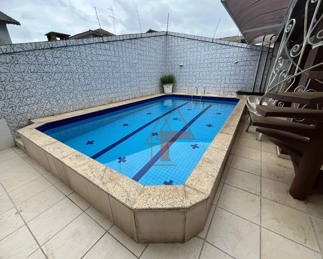 Casa com 4 Quartos à Venda, 233 m² em Vila Ponte Nova - Cubatão