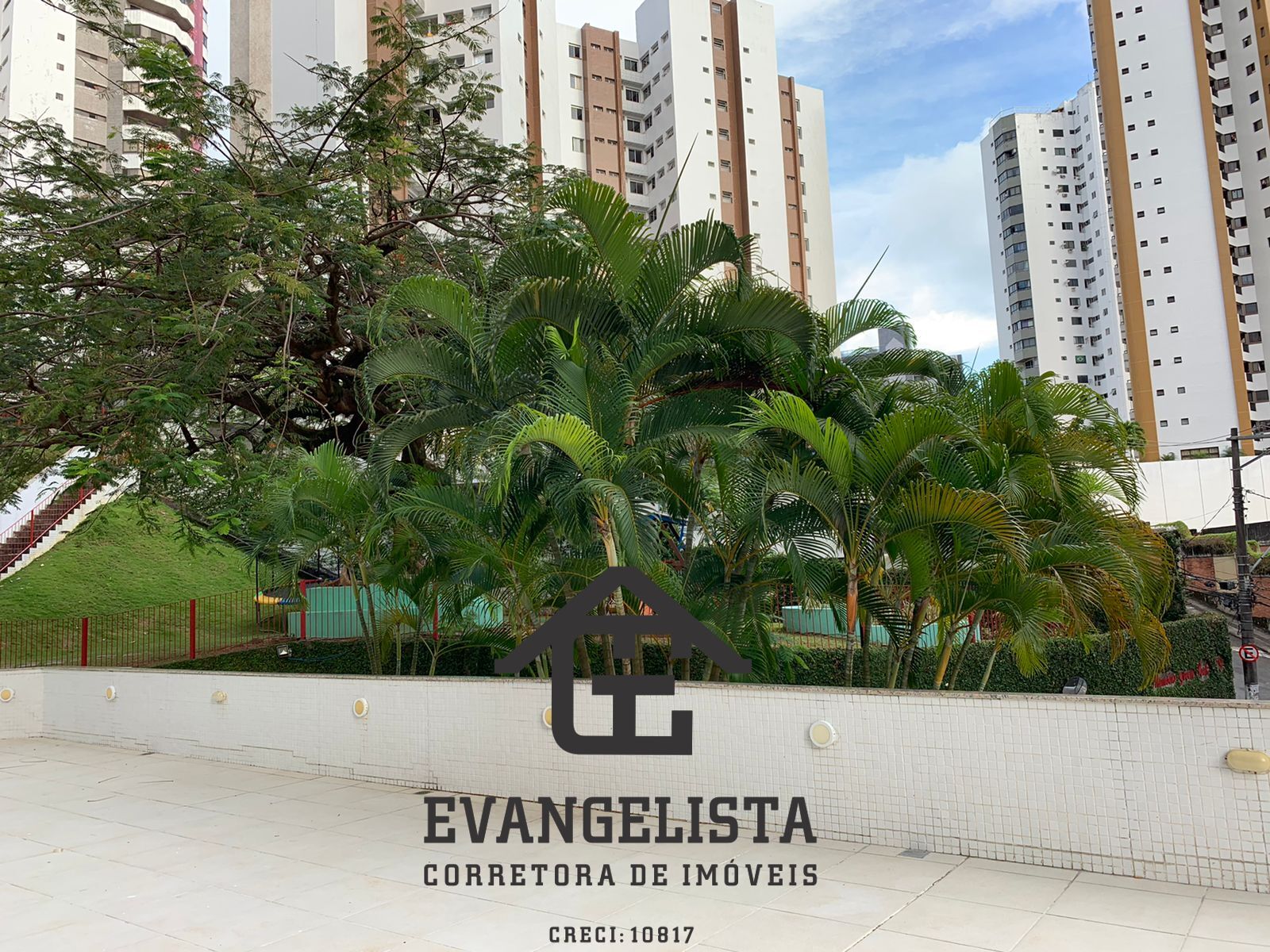 Imagem Cobertura com 4 Quartos à Venda, 260 m²em Chame-Chame - Salvador