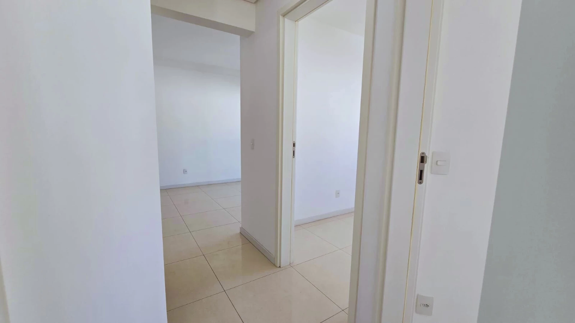Imagem Apartamento com 3 Quartos à Venda, 91 m² em Passa Vinte - Palhoça