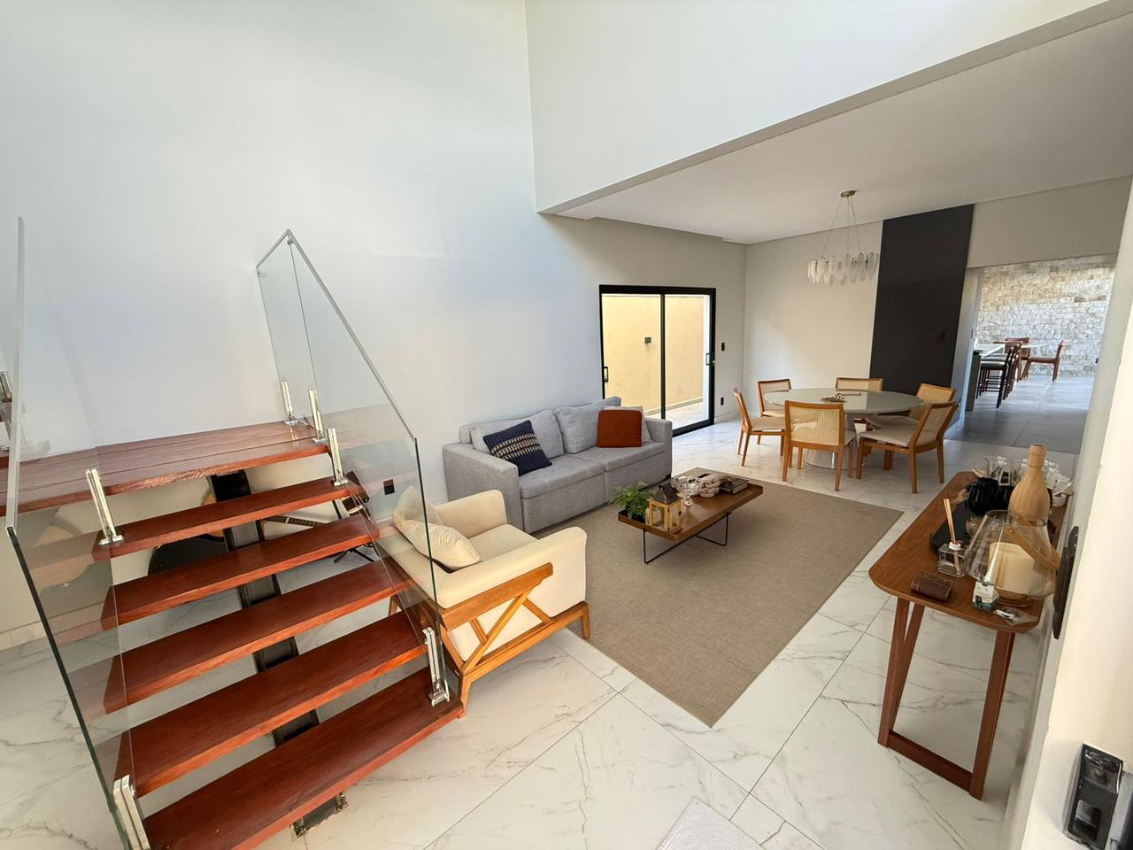 Imagem Casa de Condomínio com 3 Quartos à Venda, 180 m² em Residencial Villa de León - Piratininga