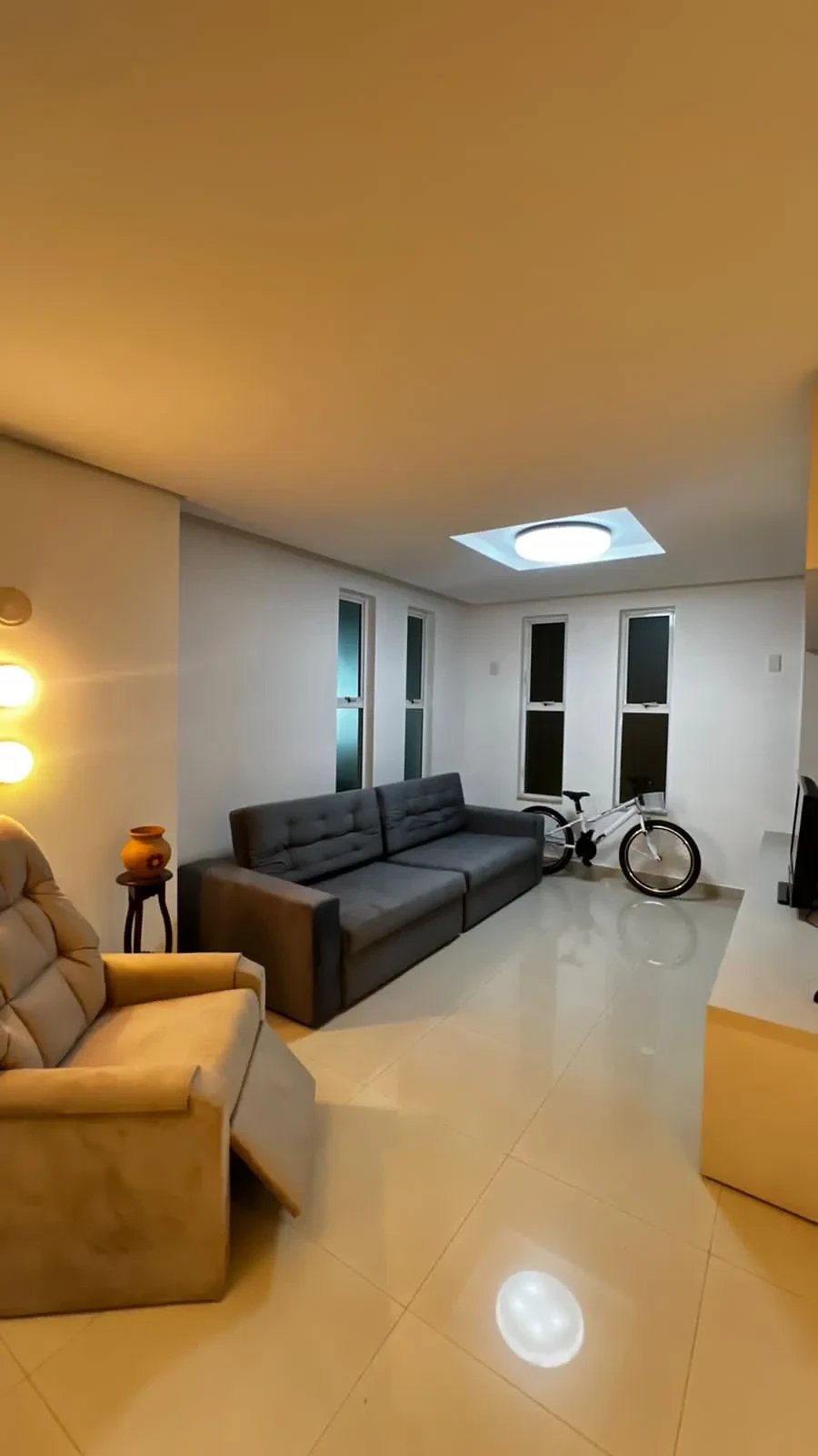 Imagem Casa de Condomínio com 4 Quartos à Venda, 325 m² em Cidade Vera Cruz - Jardins Mônaco - Aparecida de Goiânia