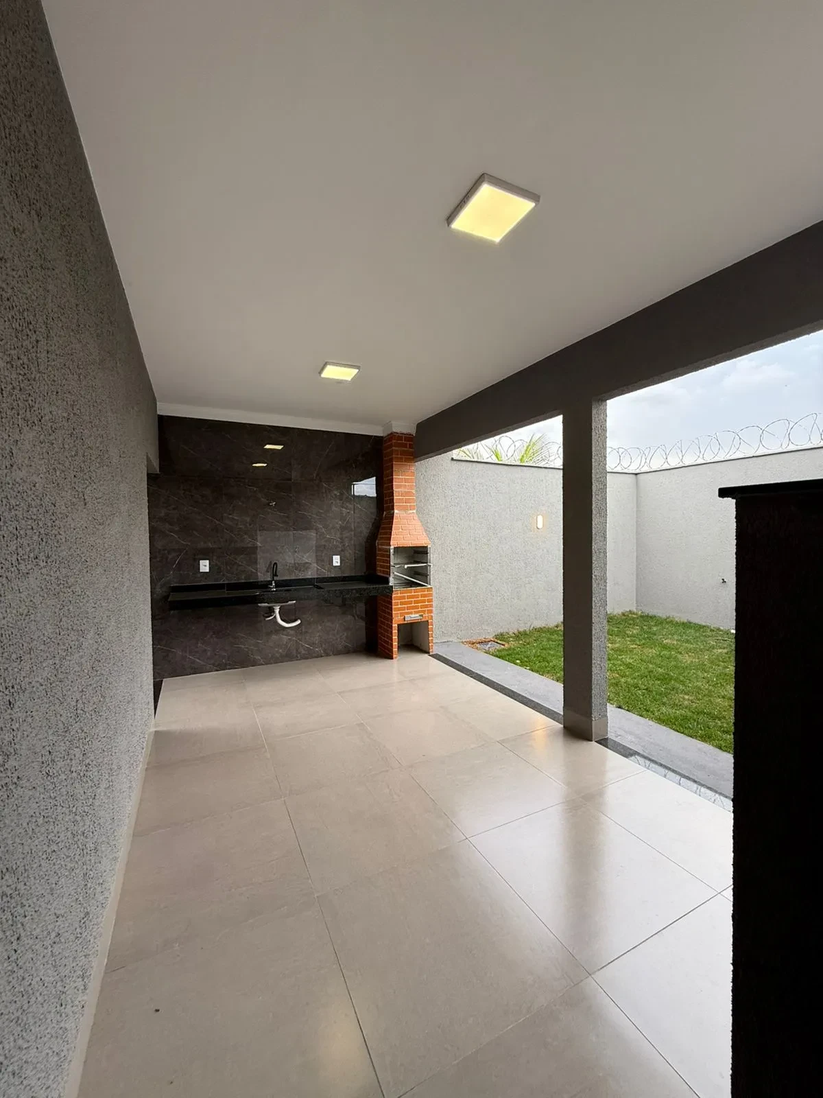 Imagem Casa com 2 Quartos à Venda, 95 m² em Jardim Dom Bosco 2ª Etapa - Aparecida de Goiânia