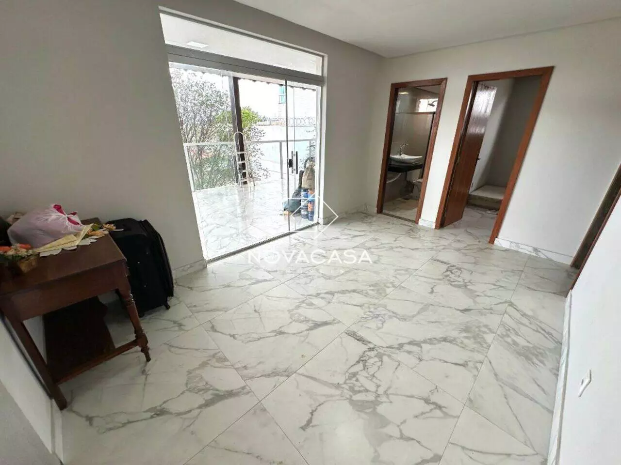 Foto do imóvel: Casa com 5 Quartos à Venda, 250 m² em Rio Branco - Belo Horizonte