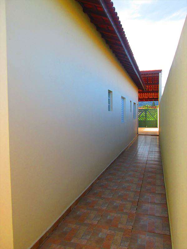 Imagem Casa com 2 Quartos à Venda, 70 m² em Itanhaém