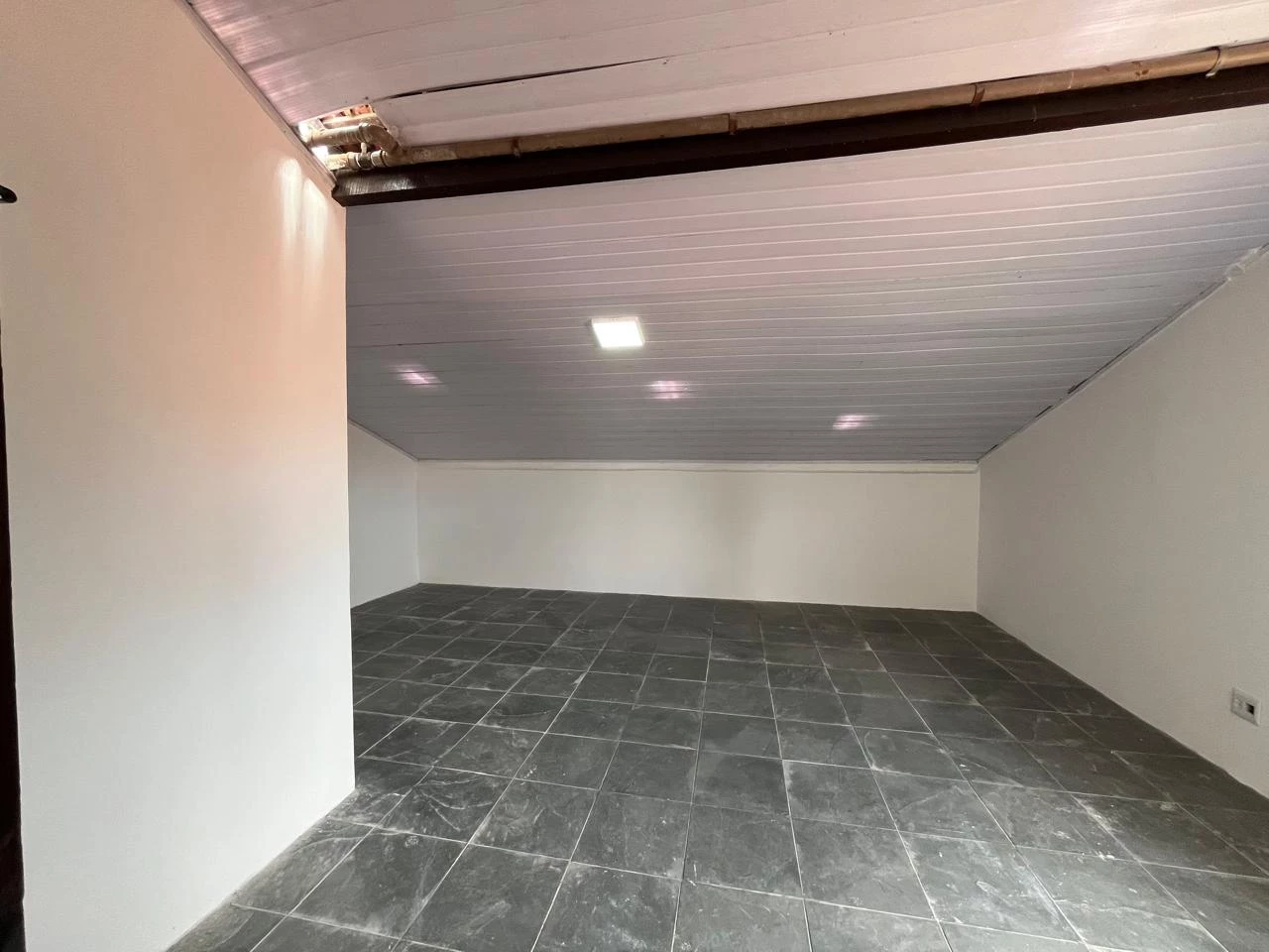 Imagem Casa com 2 Quartos à Venda, 130 m² em Vila Caputera - Mogi das Cruzes