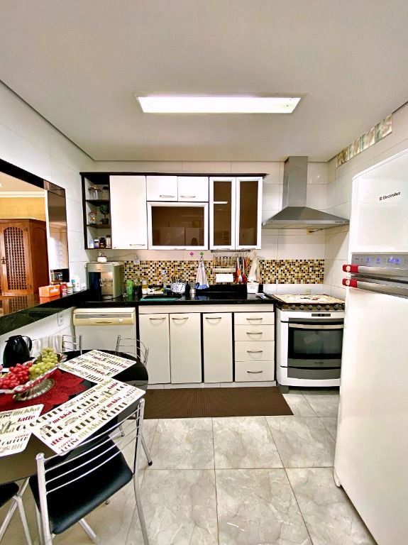 Foto do imóvel: Casa com 3 Quartos à Venda, 266 m² em Planalto - Belo Horizonte