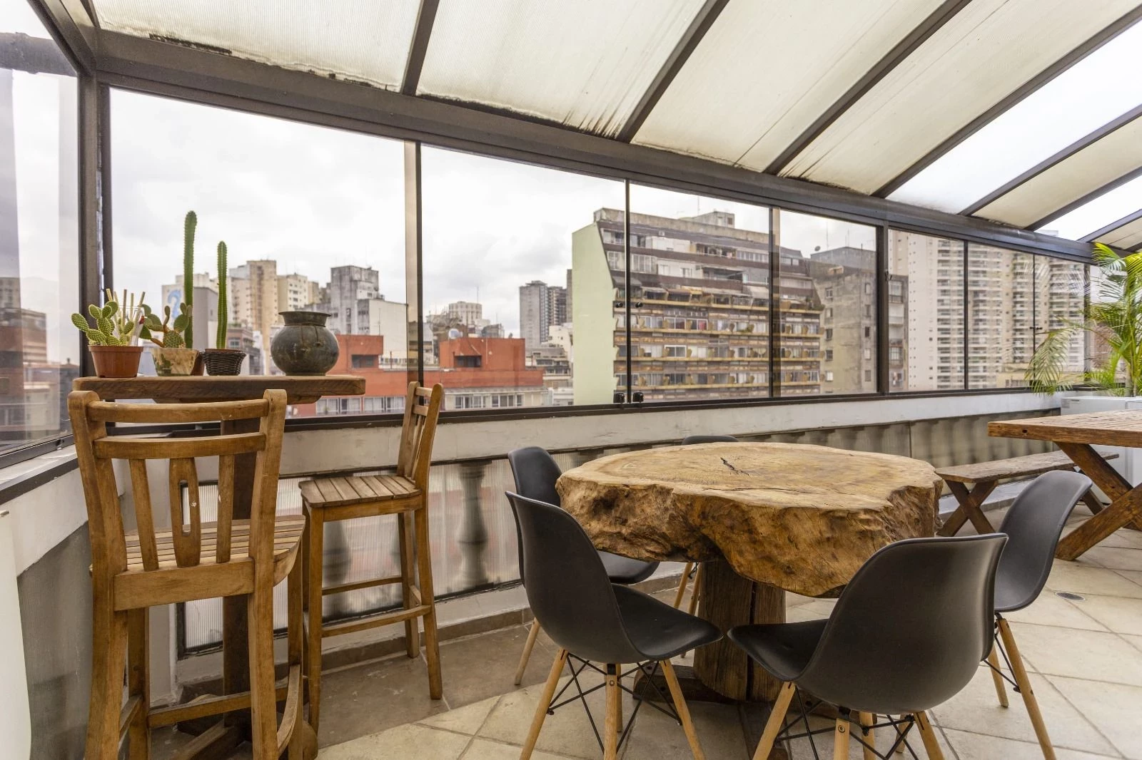 Foto do imóvel: Cobertura com 4 Quartos à Venda, 330 m² em Bela Vista - São Paulo