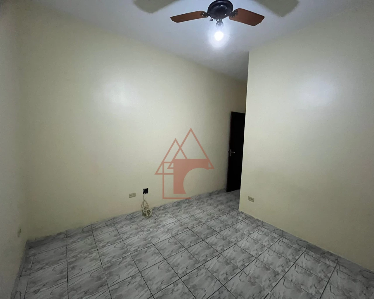 Imagem Casa com 3 Quartos à Venda, 76 m² em Jardim Casqueiro - Cubatão Imagem Casa com 3 Quartos à Venda, 76 m² em Jardim Casqueiro - Cubatão