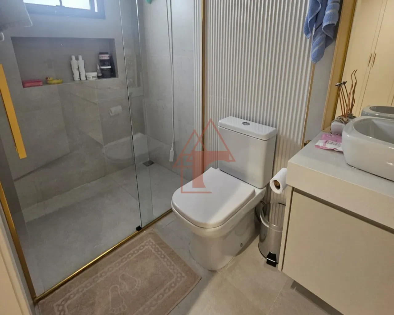 Imagem Sobrado com 5 Quartos à Venda, 271 m² em Jardim Casqueiro - Cubatão