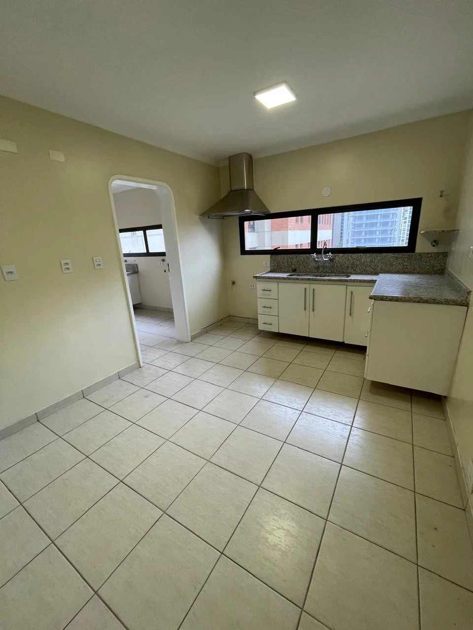 Imagem Apartamento com 3 Quartos à Venda, 209 m² em Itaim Bibi - São Paulo