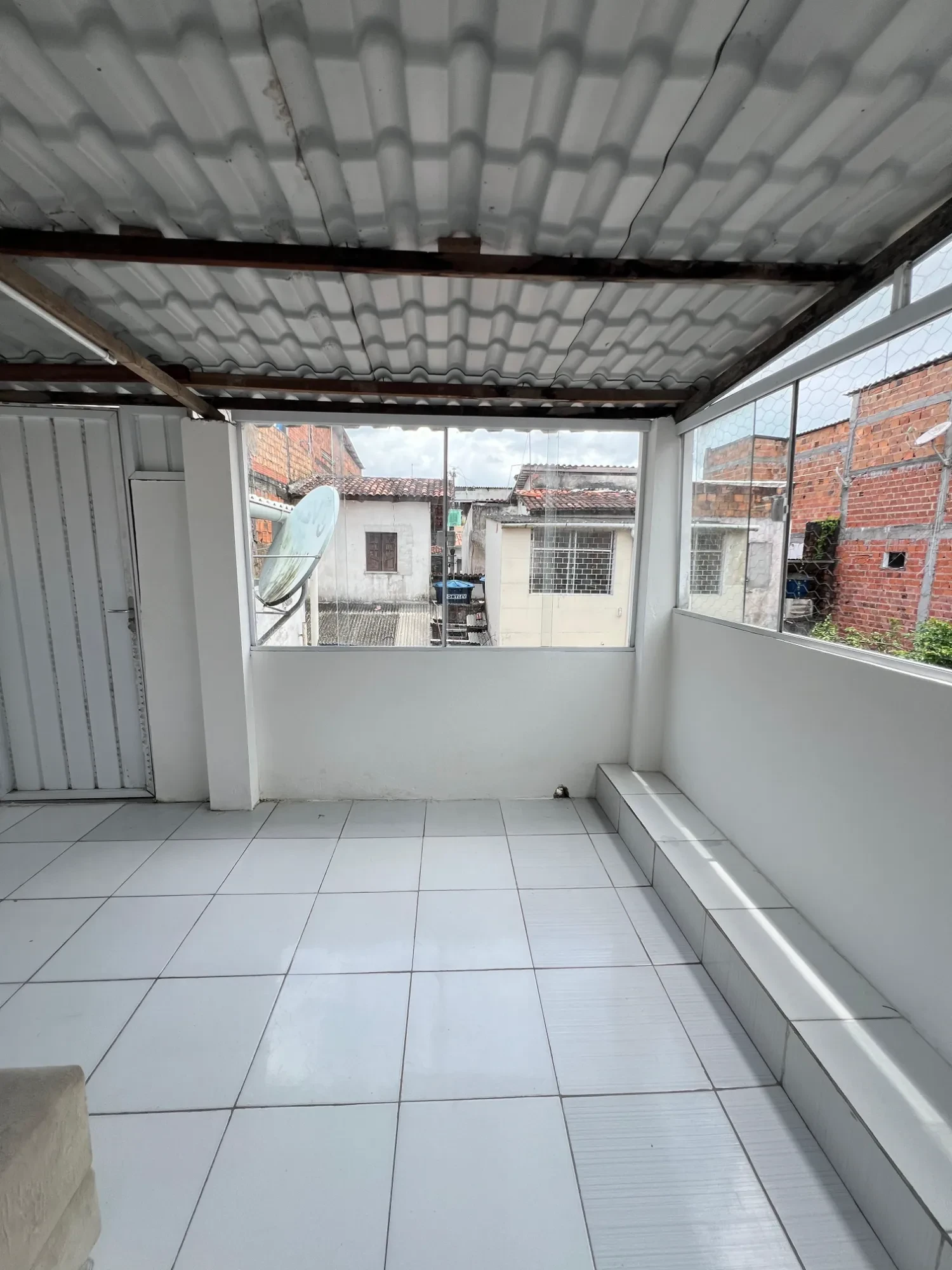 Imagem Casa com 4 Quartos à Venda, 230 m² em CIA II - Simões Filho
