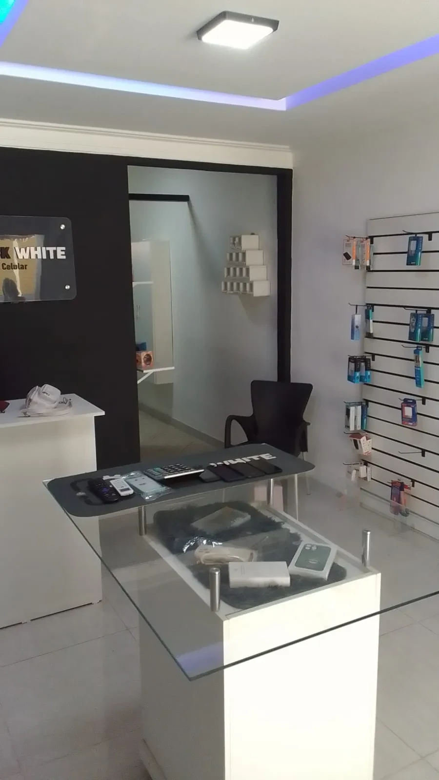 Foto do imóvel: Ponto Comercial à Venda ou Locação, 30 m² em Rio do Limão - Araruama