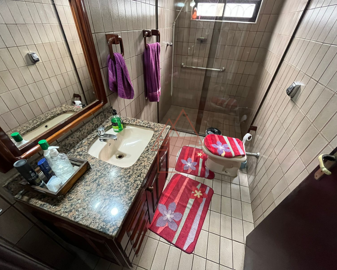 Imagem Casa com 3 Quartos à Venda ou Locação, 183 m² em Vila Ponte Nova - Cubatão