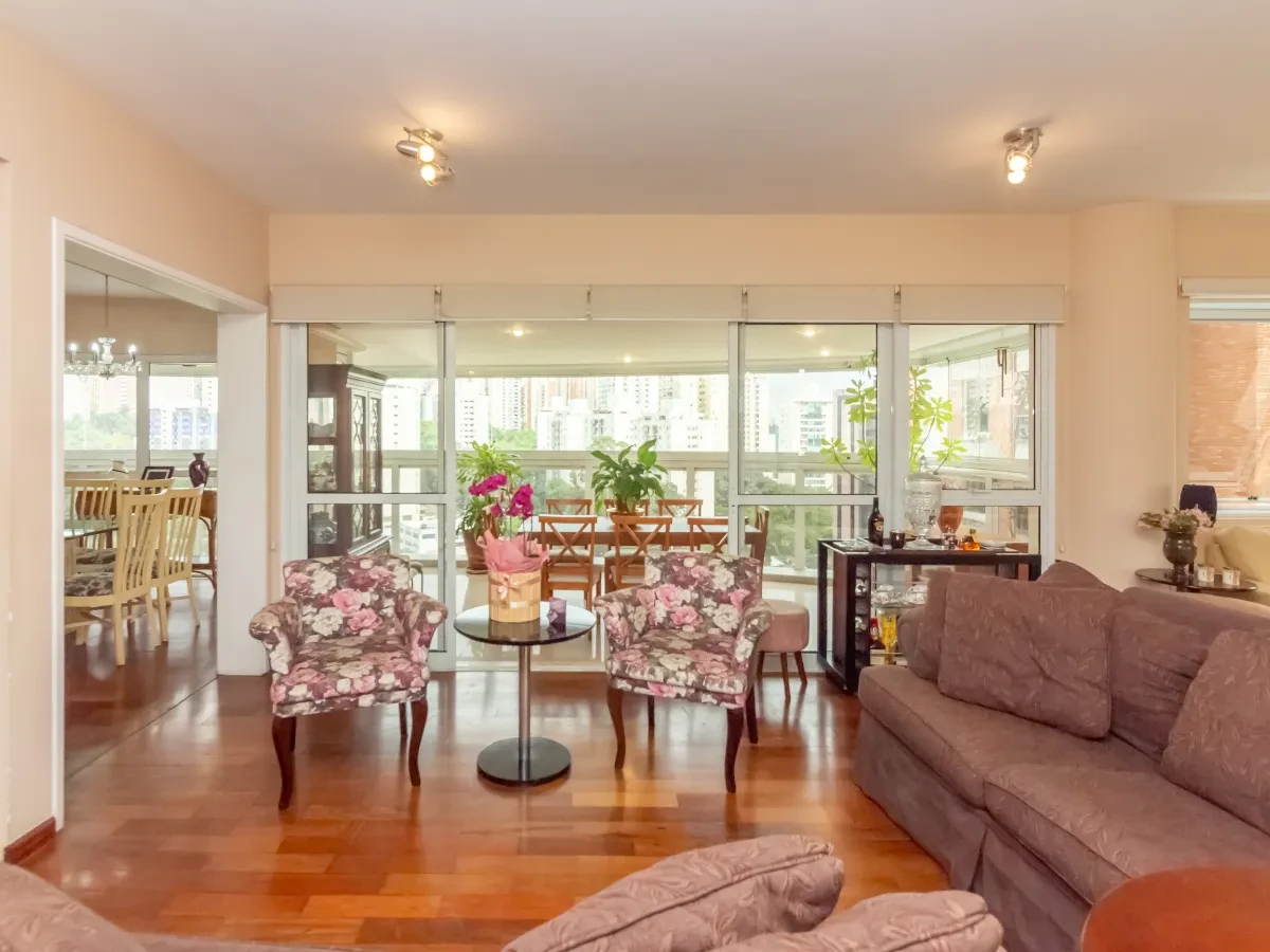 Imagem Apartamento com 4 Quartos à Venda, 244 m² em Vila Suzana - São Paulo