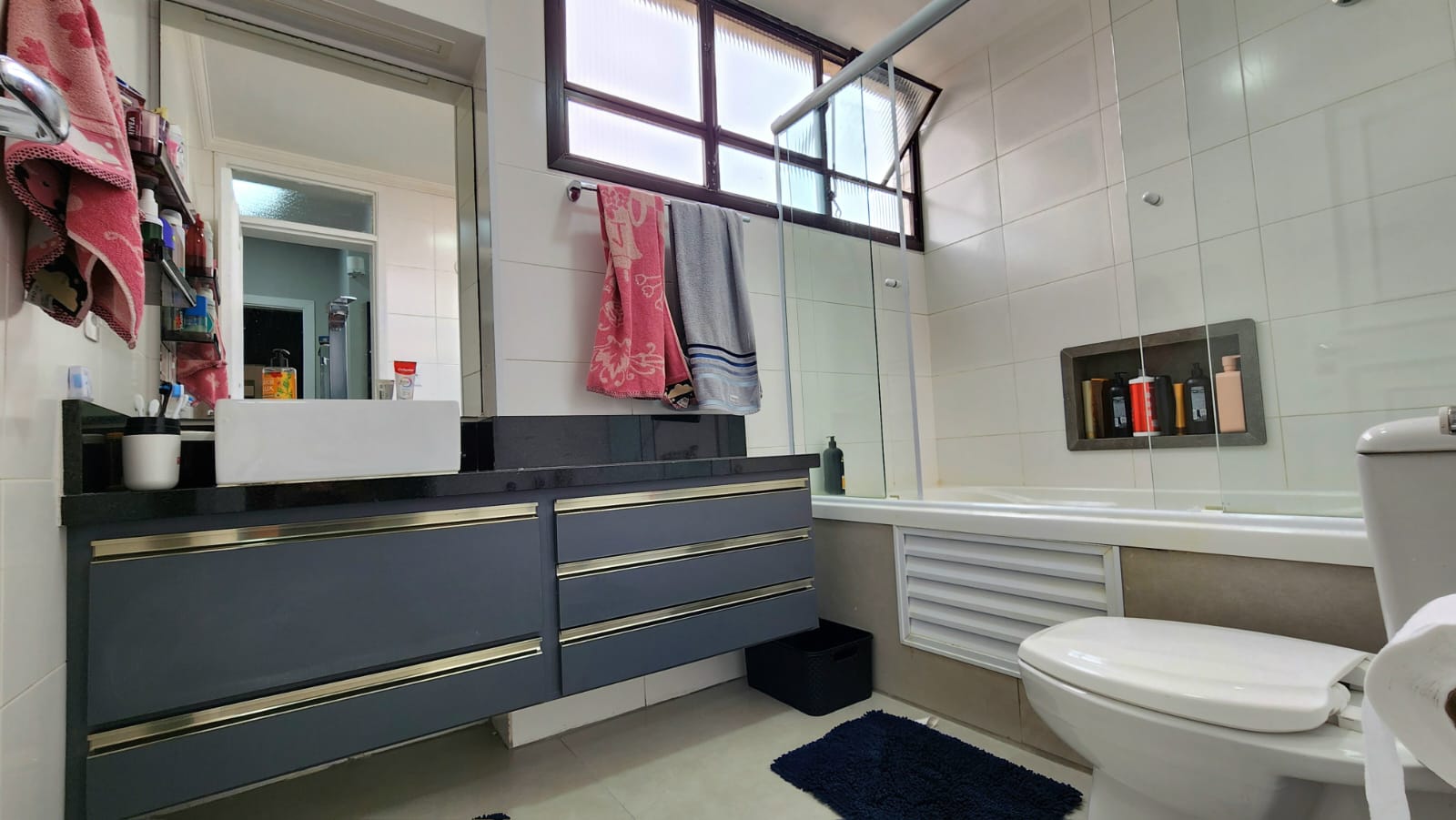 Imagem Apartamento com 3 Quartos à Venda, 225 m²em Aparecida - Santos