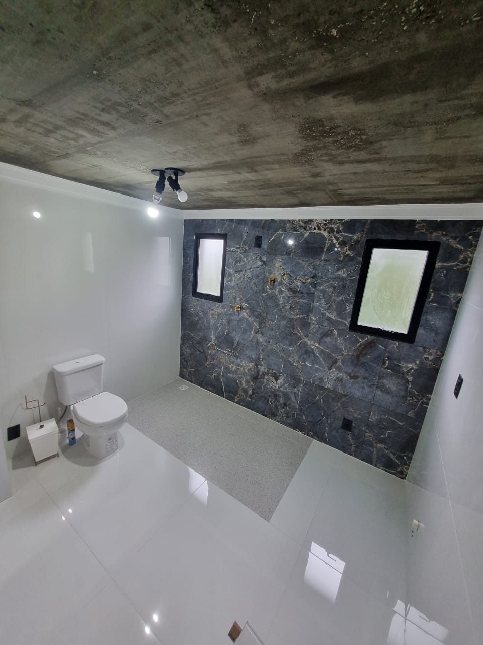 Imagem Cobertura com 2 Quartos à Venda, 150 m²em Ingleses do Rio Vermelho - Florianópolis