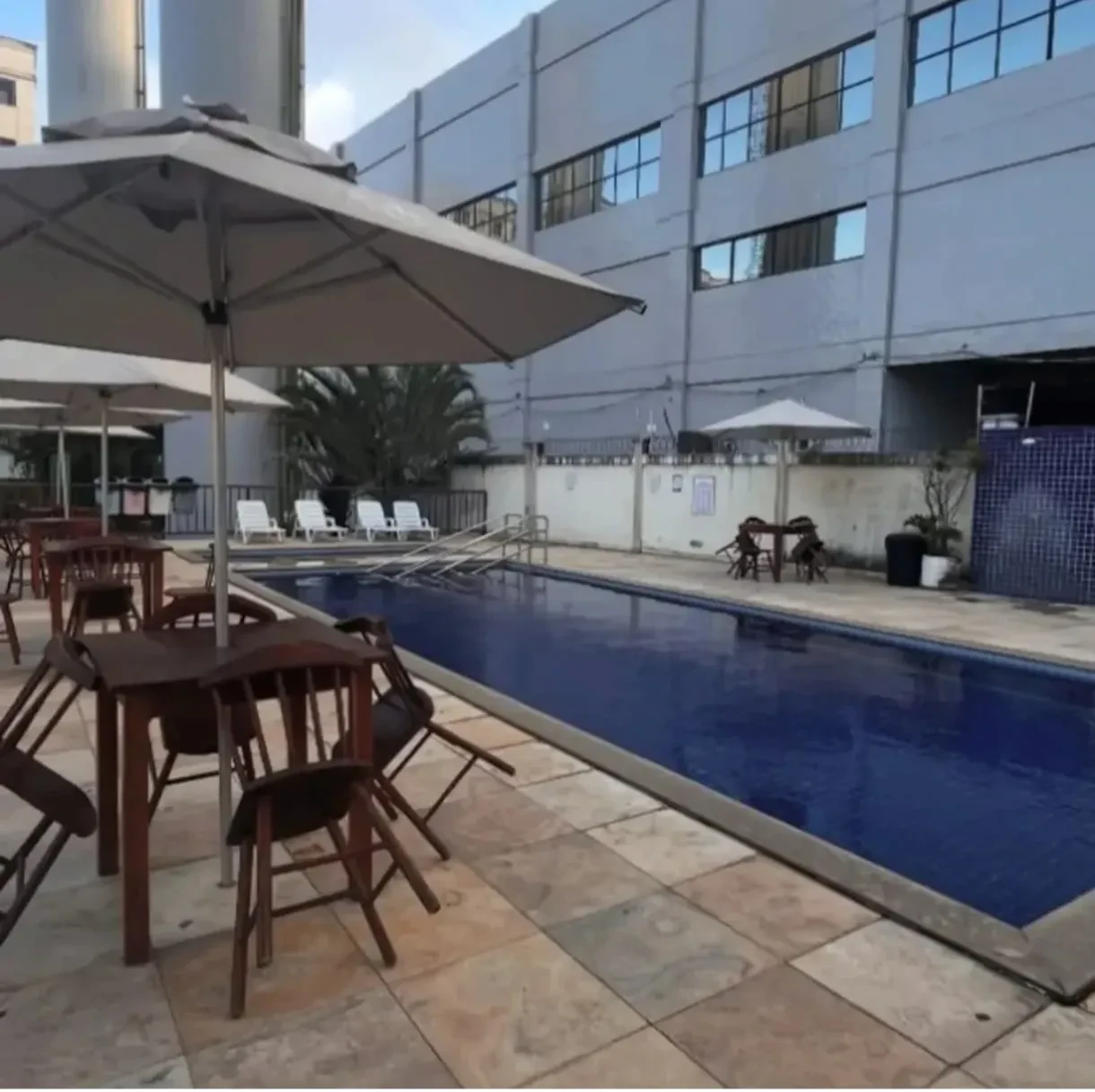 Imagem Apartamento com 2 Quartos à Venda, 45 m² em Pajuçara - Natal