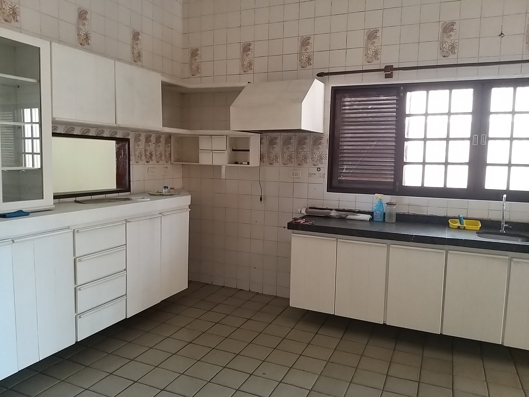 Foto do imóvel: Casa com 3 Quartos à Venda, 17.900 m² em Várzea - Recife