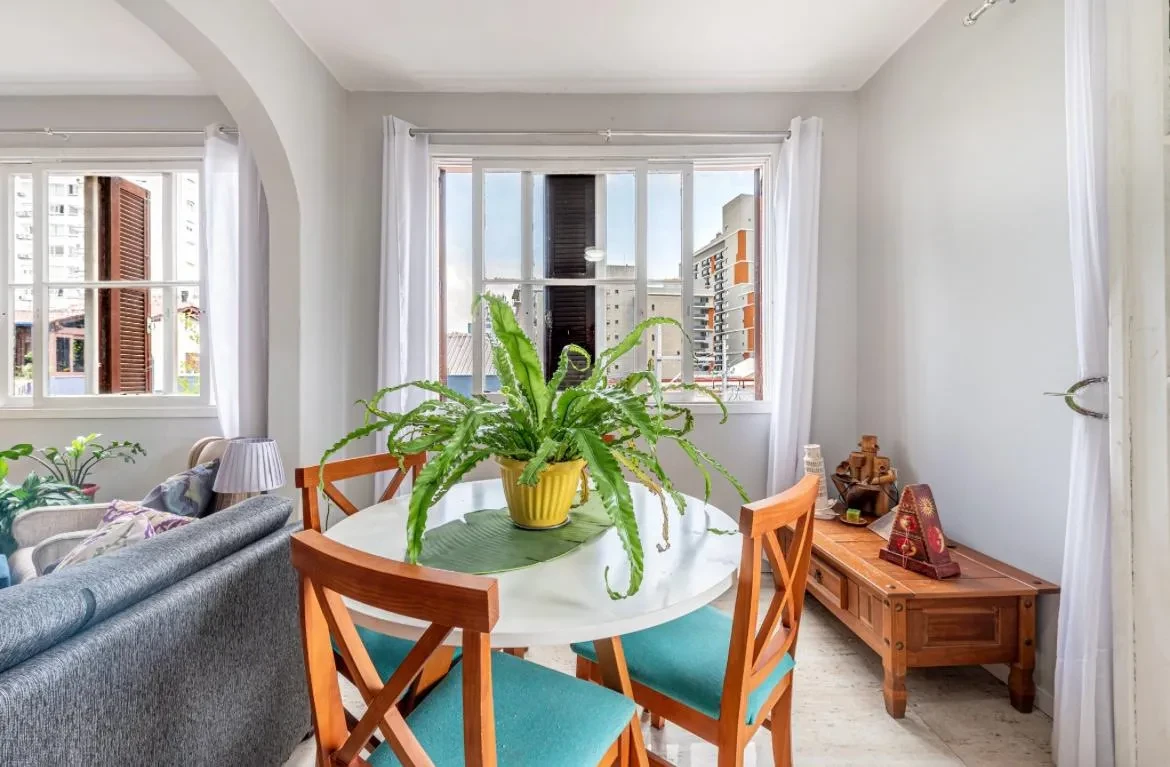 Imagem Apartamento com 2 Quartos à Venda, 96 m² em Bela Vista - Porto Alegre