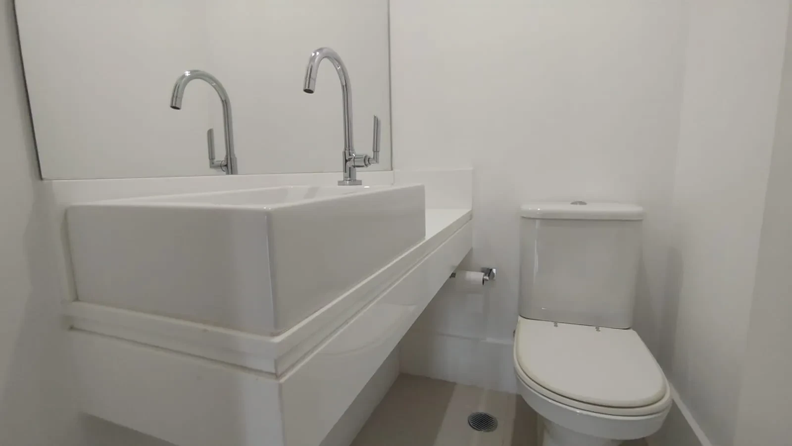 Imagem Apartamento com 1 Quarto à Venda ou Locação, 93 m² em Itaim Bibi - São Paulo