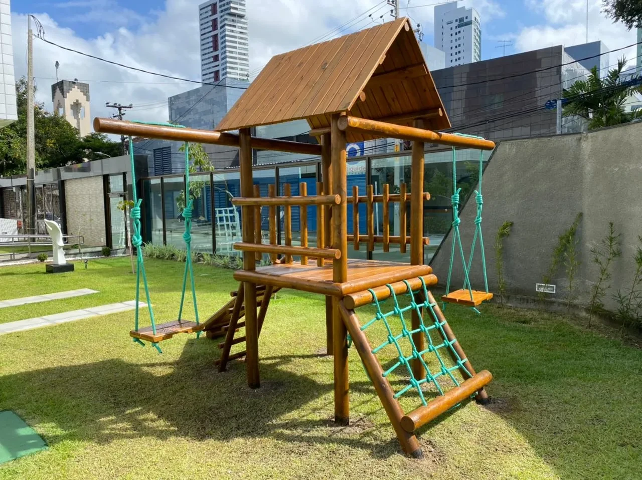 Imagem Apartamento com 2 Quartos à Venda, 46 m² em Madalena - Recife